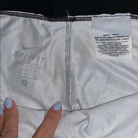 Nike dry fit leggings - Picture 4 of 5